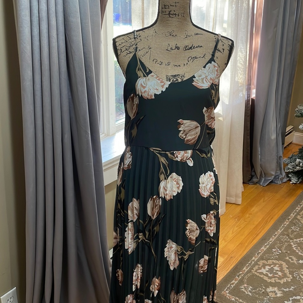 Green Floral Midi Dress
